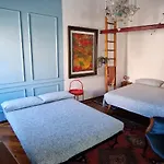 Elegante In Casa Storica-borgo Portello *