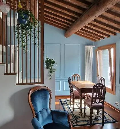 Elegante In Casa Storica-borgo Portello *